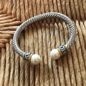 Silver and faux pearl Cuff bracelet